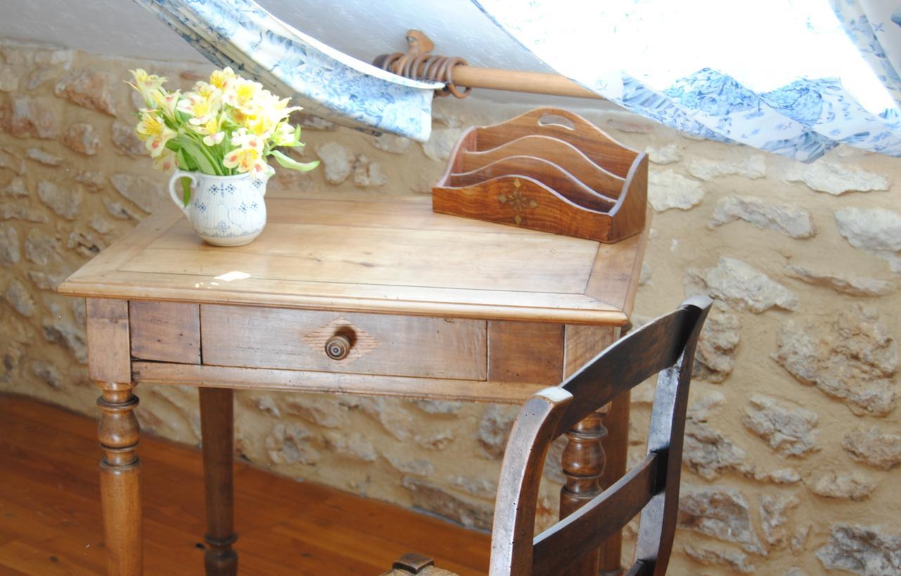 Bed and Breakfast La Charmeraie Saint-Cirq  Zimmer foto